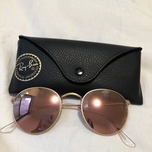 Pink round classic Ray Bans